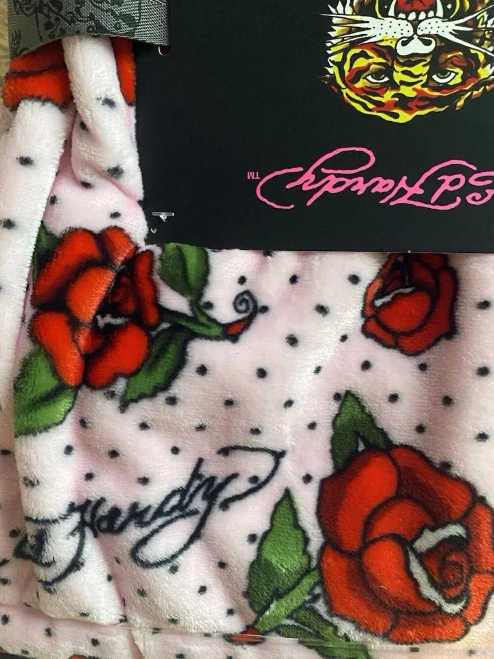 Ed Hardy Pink Plush Oversized Throw Blanket 60” X 70” Roses Polka Dots Tattoo
